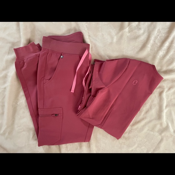 QUARTZ Breast Cancer Awareness FIGs! - Picture 2 of 2